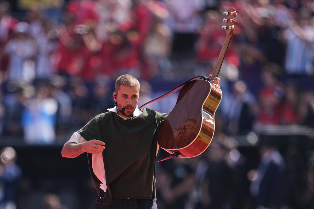 Justin Bieber performs at halftime during the World Cup final soccer match between Spain and Argentina in East Rutherford, N.J., near New York, Sunday, July 19, 2026. (AP Photo/Abbie Parr)