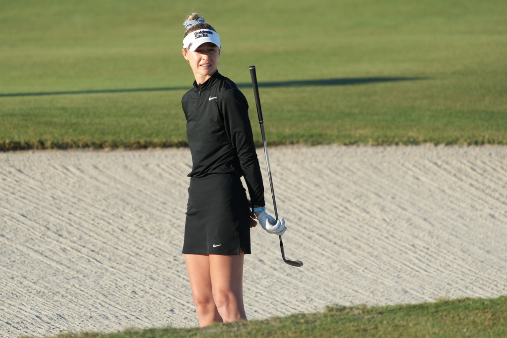 Nelly Korda reacts to her shot on the 17th green during the third round of the LPGA Tour Championship golf tournament, Saturday, Nov. 22, 2025, in Naples, Fla. (AP Photo/Marta Lavandier)