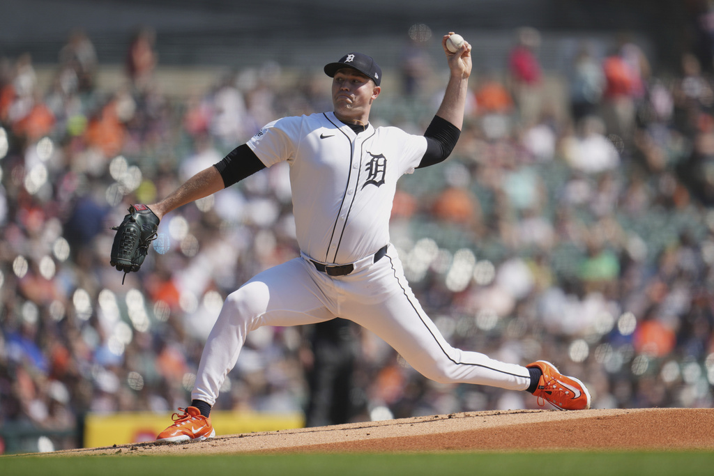 Detroit Tigers pitcher Tarik Skubal throws against the Cleveland Guardians during the first inning of a baseball game Thursday, Sept. 18, 2025, in Detroit. (AP Photo/Paul Sancya)