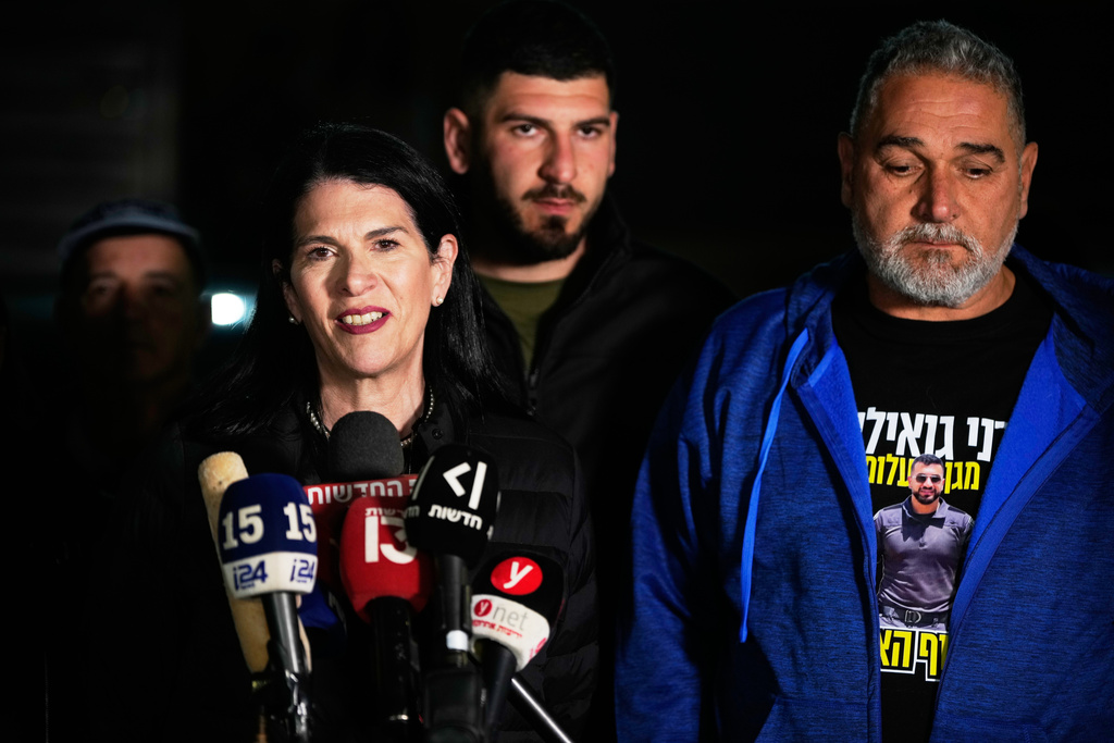 Itzik and Talik Gvili, parents of of Israeli hostage Ran Gvili speak after the announcement that his remains were the last to be recovered from Gaza, at there home in the village of Meitar, southern Israel, Monday, Jan. 26, 2026. (AP Photo/Ohad Zwigenberg)