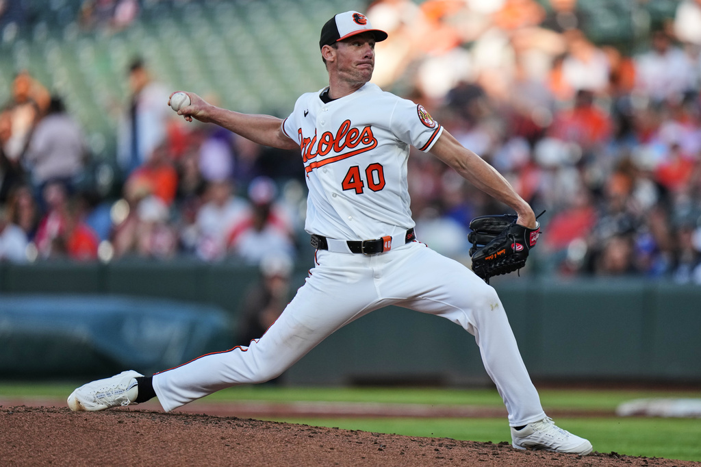 Baltimore Orioles starting pitcher Chris Bassitt delivers during the third inning of a baseball game against the Toronto Blue Jays, Thursday, May 28, 2026, in Baltimore. (AP Photo/Stephanie Scarbrough)