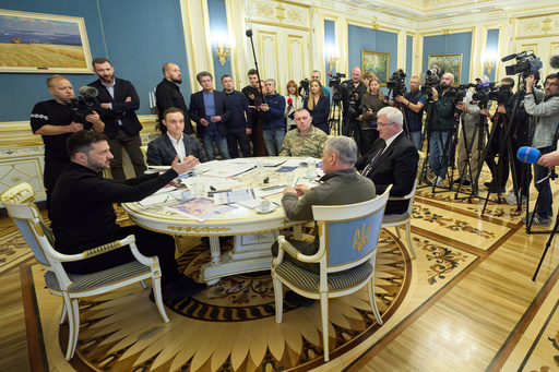 In this photo provided by the Ukrainian Presidential Press Office, Ukrainian President Volodymyr Zelenskyy, front left, attends a news conference in Kyiv, Ukraine, Friday, Oct. 31, 2025. (Ukrainian Presidential Press Office via AP) In this photo provided by the Ukrainian Presidential Press Office, Ukrainian President Volodymyr Zelenskyy, front left, attends a news conference in Kyiv, Ukraine, Friday, Oct. 31, 2025. (Ukrainian Presidential Press Office via AP)