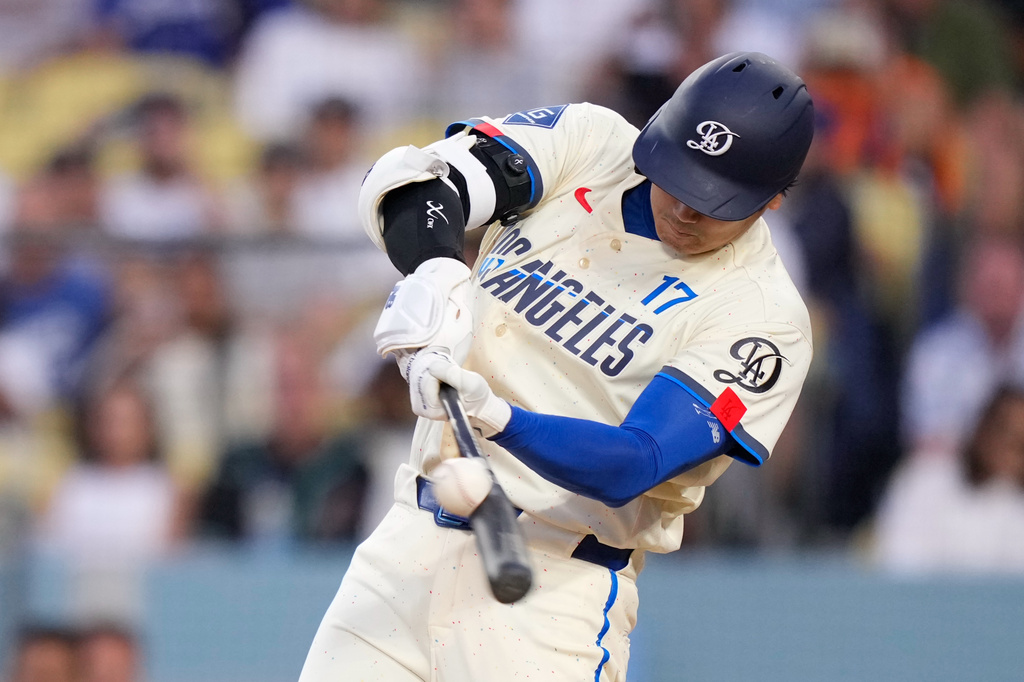 Los Angeles Dodgers' Shohei Ohtani pops out during the sixth inning of a baseball game against the Arizona Diamondbacks, Saturday, July 11, 2026, in Los Angeles. (AP Photo/Mark J. Terrill)