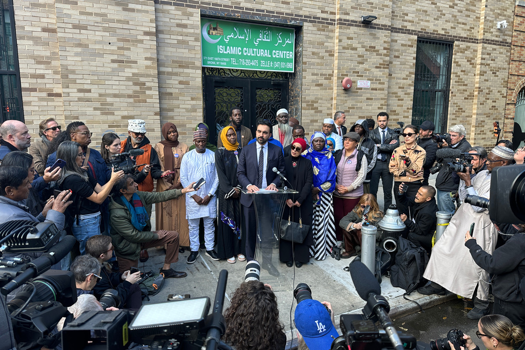 New York City Democratic mayoral candidate Zohran Mamdani speaks at the Islamic Cultural Center of the Bronx mosque in New York on Friday, Oct. 24, 2025. (AP Photo/Ted Shaffrey)