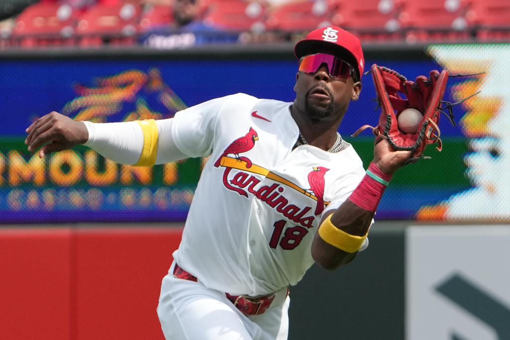St. Louis Cardinals right fielder Jordan Walker catches a fly ball by San Francisco Giants' Christian Koss during the fifth inning of a baseball game Wednesday, Sept. 16, 2026, in St. Louis. (AP Photo/Jeff Roberson)