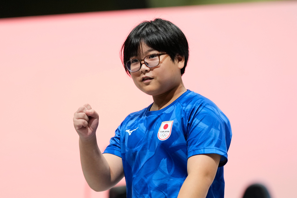 Japan's Yuki Kurihara gestures before the start of his Puyo Puyo Champions esports final match against Kang Dong-shin of South Korea at the Asian Games in Nagoya, Japan, Saturday, Sept. 26, 2026. (AP Photo/Dita Alangkara)