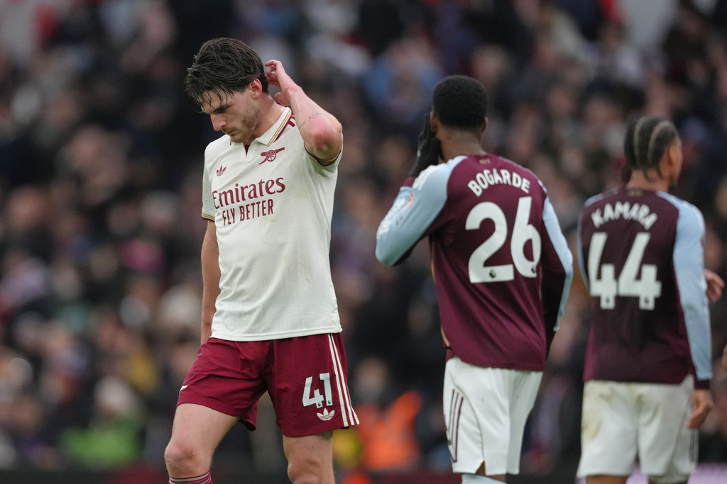 Arsenal's Declan Rice reacts after the English Premier League soccer match between Aston Villa and Arsenal in Birmingham, England, Saturday, Dec. 6, 2025. (AP Photo/Dave Shopland)