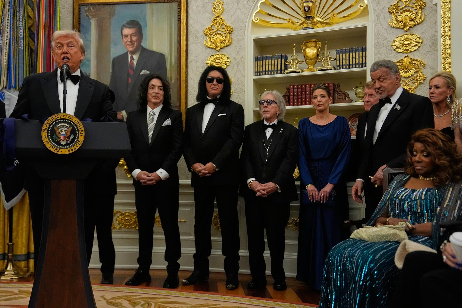 Trump says he's hosting the Kennedy Center Honors recognizing Stallone,  Kiss, Gaynor and others - Harrison Daily, image size:1620x1080