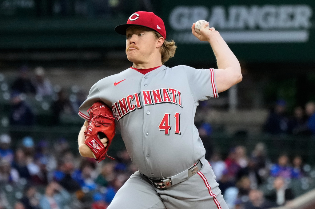 Cincinnati Reds starting pitcher Andrew Abbott throws against the Chicago Cubs during the first inning of a baseball game in Chicago, Tuesday, May 5, 2026. (AP Photo/Nam Y. Huh)