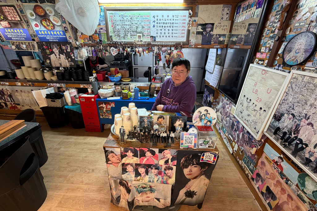 Jang Young Kun, owner of Yoojung Sikdang, poses for a photo at his restaurant in Seoul, South Korea, Friday, March 20, 2026. (AP Photo/Juwon Park)