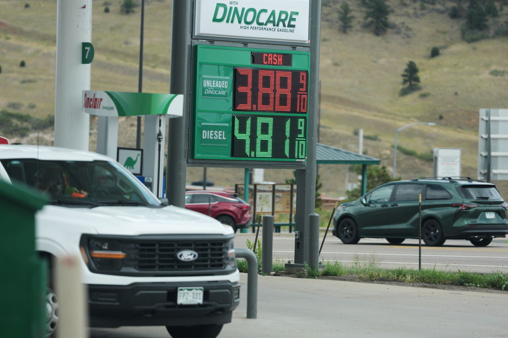 Gas prices are displayed at a Sinclair gas station along Interstate 70, Thursday, July 23, 2026, in Golden, Colo. (AP Photo/David Zalubowski)