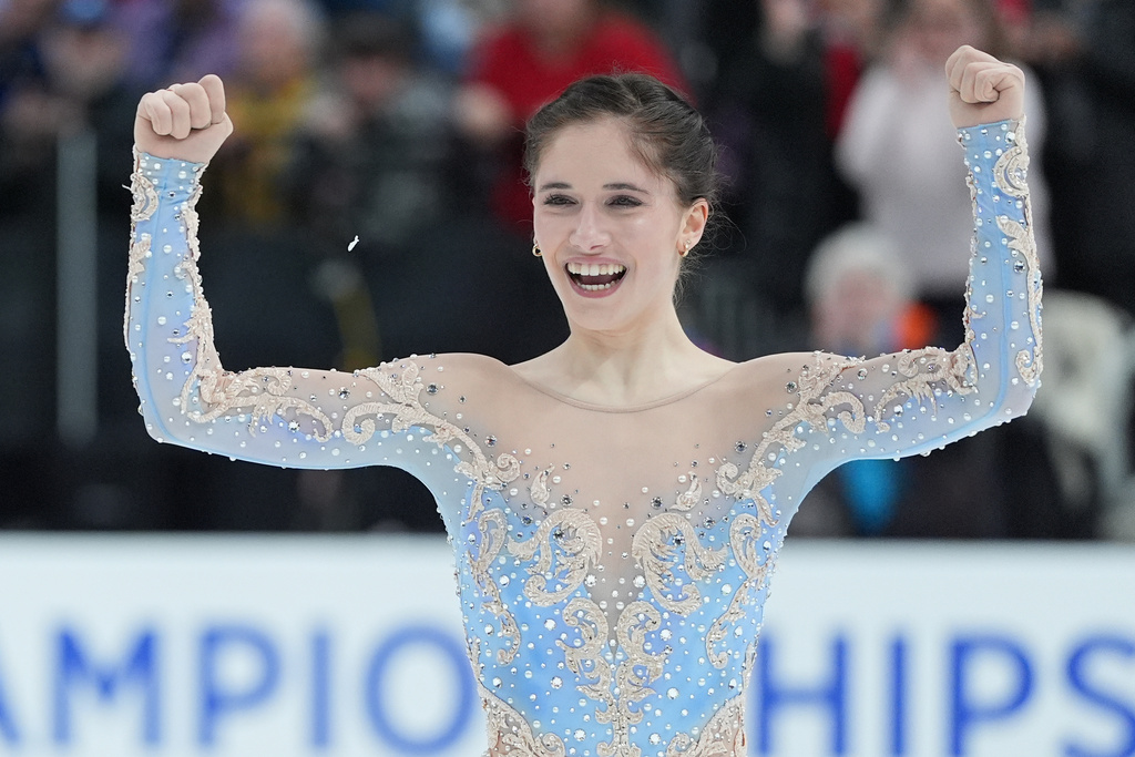 Isabeau Levito competes during the women's free skating competition at the U.S. Figure Skating Championships, Friday, Jan. 9, 2026, in St. Louis. (AP Photo/Stephanie Scarbrough)