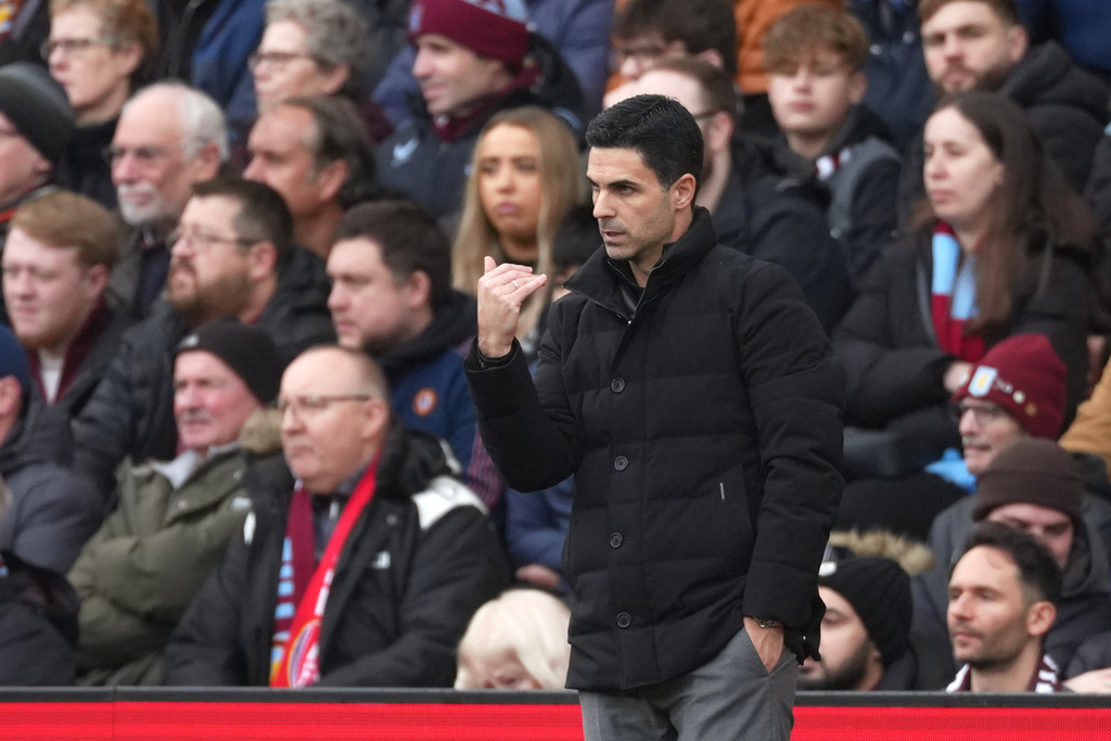 Arsenal's manager Mikel Arteta follows the game during the English Premier League soccer match between Aston Villa and Arsenal in Birmingham, England, Saturday, Dec. 6, 2025. (AP Photo/Dave Shopland)
