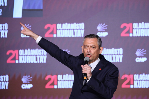FILE - Republican People's Party or (CHP) leader Ozgur Ozel delivers a speech during a CHP convention, in Ankara, April 6, 2025. (AP Photo/Ali Unal, File) FILE - Republican People's Party or (CHP) leader Ozgur Ozel delivers a speech during a CHP convention, in Ankara, April 6, 2025. (AP Photo/Ali Unal, File)