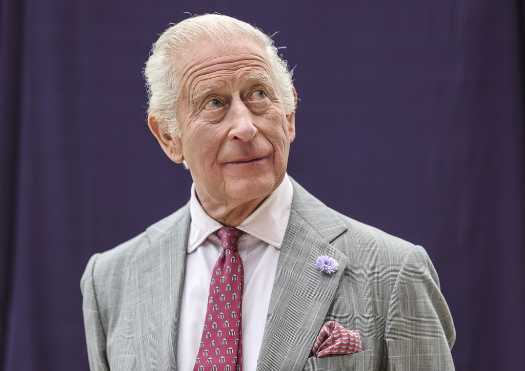 FILE - Britain's King Charles arrives to officially open Midland Metropolitan University Hospital, in Smethwick, England, Wednesday Sept. 3, 2025. (Richard Pohle/The Times/Pool via AP, file)