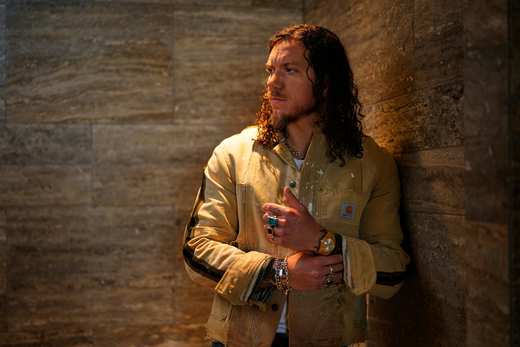Brandon Lake poses for a portrait Tuesday, Nov. 18, 2025, in Nashville, Tenn. (AP Photo/George Walker IV)