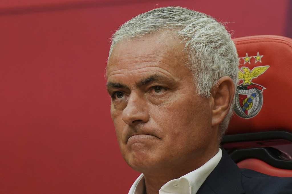 José Mourinho attends a press conference in Lisbon, Thursday, Sept. 18, 2025, announcing his return to coaching in Portugal with Benfica on a two-year contract. (AP Photo/Ana Brigida)