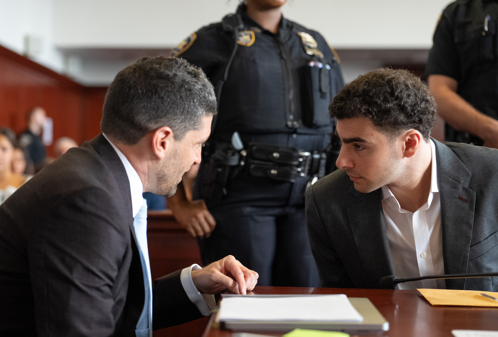 Luigi Mangione appears for a pre-trial hearing at Manhattan Criminal Court in New York, on Tuesday, Aug. 11, 2026. (Barry Williams/The Daily News via AP, Pool)