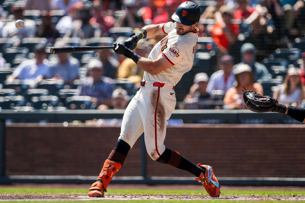 San Francisco Giants' Bryce Eldridge hits an RBI single during the first inning of a baseball game against the St. Louis Cardinals in San Francisco, Wednesday, Sept. 9, 2026. (AP Photo/Nic Coury)