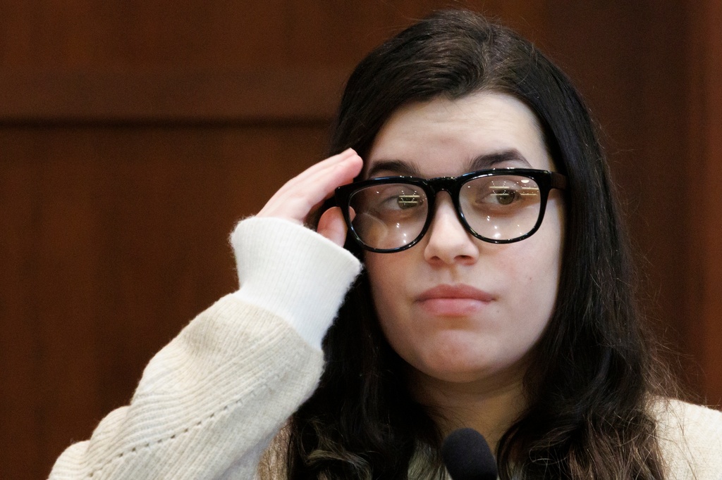 Juliana Peres Magalhães testifies during the double murder trial for Brendan Banfield in Fairfax County Circuit Court, Wednesday, Jan. 14, 2026, in Fairfax, Va. (AP Photo/Tom Brenner, Pool)