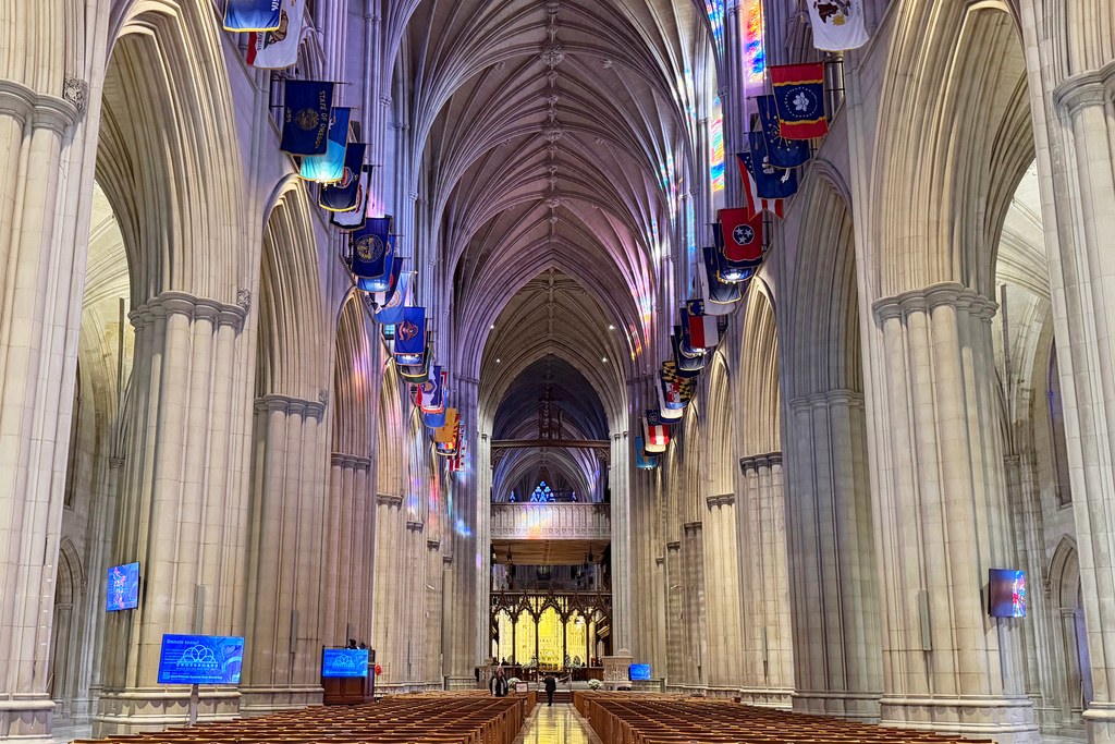The nave at the Washington National Cathedral is photographed in Washington, Monday, Nov. 17, 2005. (AP Photo/Mike Pesoli)