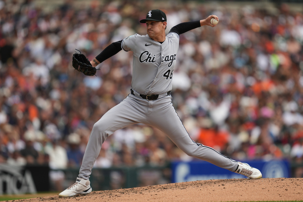 Chicago White Sox pitcher Joe Rock throws against the Detroit Tigers during the fourth inning of a baseball game Saturday, June 20, 2026, in Detroit. (AP Photo/Paul Sancya)