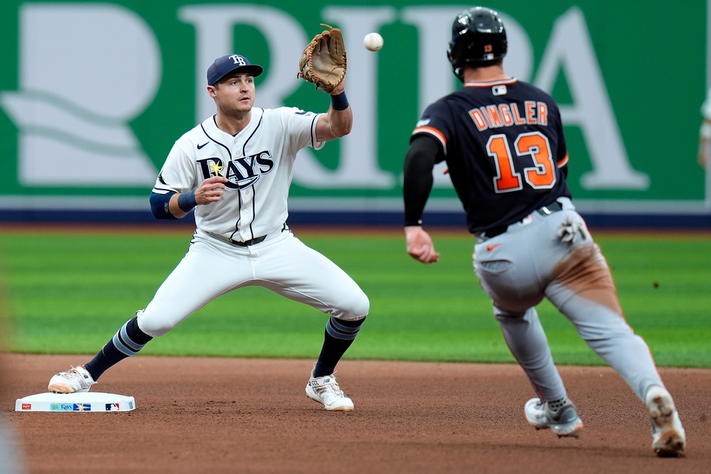 Tampa Bay Rays second baseman Ben Williamson forces Detroit Tigers' Dillon Dingler (13) at second base on a fielder's choice by Kerry Carpenter during the seventh inning of a baseball game Wednesday, June 3, 2026, in St. Petersburg, Fla. (AP Photo/Chris O'Meara)