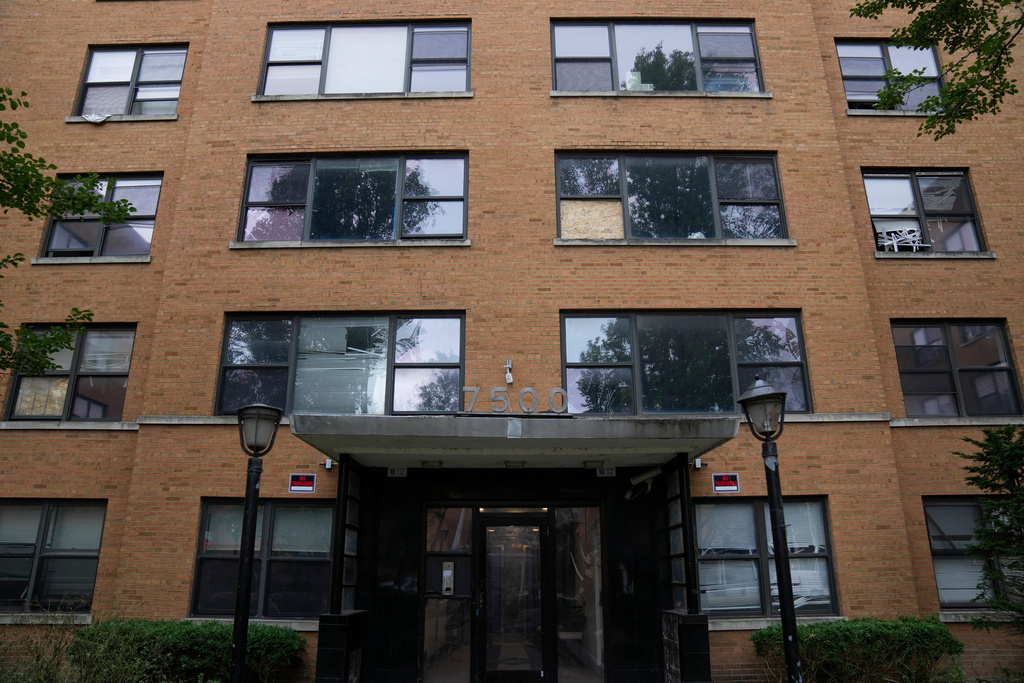 The building at 7500 South Shore Drive in Chicago, which was raided by federal agents on Sept. 30, 2025, is seen on Oct. 10. (AP Photo/Erin Hooley)