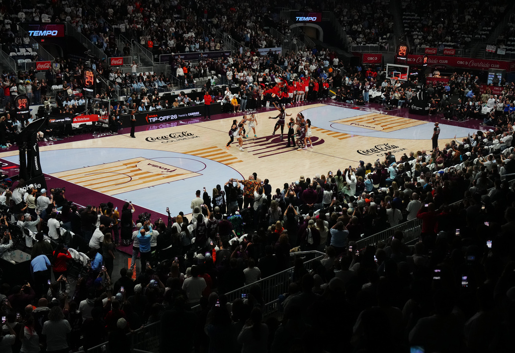 The Toronto Tempo and the Washington Mystics line up for the tip-off at a WNBA basketball game in Toronto, Friday, May 8, 2026. (Nathan Denette/The Canadian Press via AP)