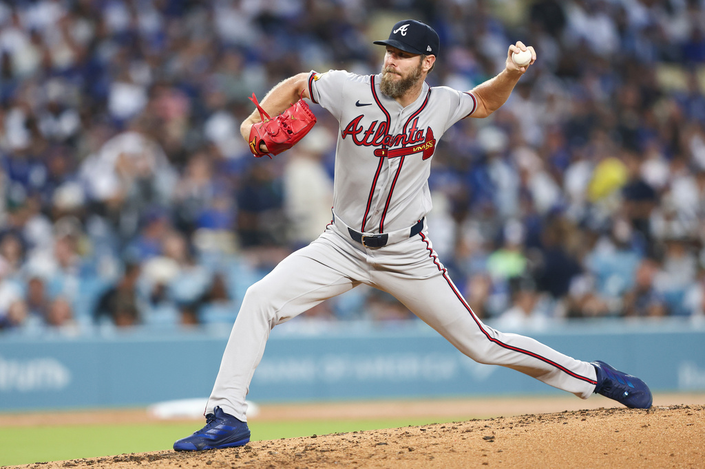Atlanta Braves pitcher Chris Sale throws to a Los Angeles Dodgers batter during the second inning of a baseball game, Friday, May 8, 2026, in Los Angeles. (AP Photo/Jessie Alcheh)