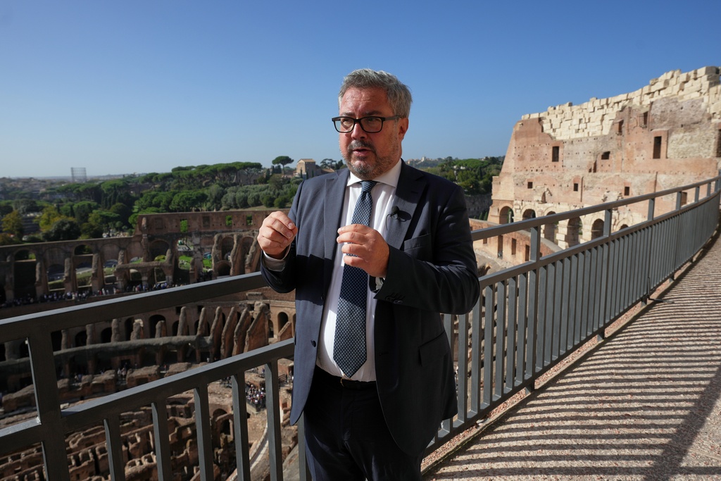 Simone Quilici, newly appointed director of the Colosseum archaeological park, talks during an interview with the Associated Press, in Rome, Friday, Oct. 24, 2025. (AP Photo/Andrew Medichini)