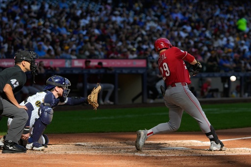 Cincinnati Reds' TJ Friedl hits a home run during the third inning of a baseball game against the Milwaukee Brewers Sunday, Sept. 28, 2025, in Milwaukee. (AP Photo/Morry Gash) Cincinnati Reds' TJ Friedl hits a home run during the third inning of a baseball game against the Milwaukee Brewers Sunday, Sept. 28, 2025, in Milwaukee. (AP Photo/Morry Gash)