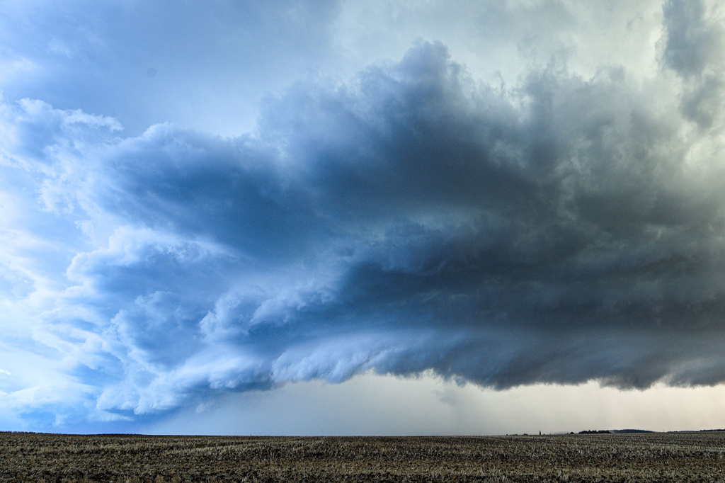 A thundercloud is moving over Lich in the Giessen district of central Hesse, Germany, Wednesday, Aug. 19, 2026. (Alexander Wolf/onw-images/dpa via AP)