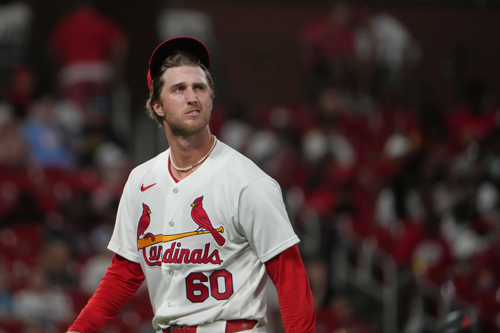 St. Louis Cardinals starting pitcher Quinn Mathews heads off the field after being removed during the seventh inning of a baseball game against the San Francisco Giants Monday, Sept. 14, 2026, in St. Louis. (AP Photo/Jeff Roberson)