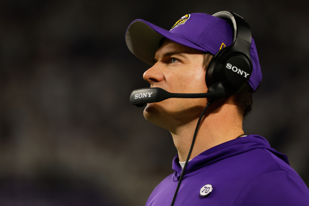 Minnesota Vikings head coach Kevin O'Connell watches during the second half of an NFL football game against the Detroit Lions, Thursday, Dec. 25, 2025, in Minneapolis. (AP Photo/Bruce Kluckhohn)