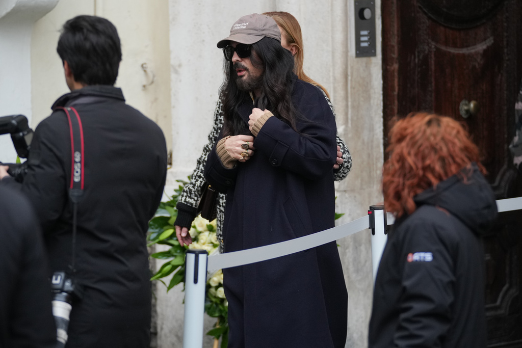 Alessandro Michele, creative director of Valentino fashion house, arrives to pay respect to fashion designer Valentino Garavani, lying in state at the Valentino Garavani and Giancarlo Giammetti foundation headquarters in central Rome, Wednesday Jan. 21, 2026. (AP Photo/Andrew Medichini)