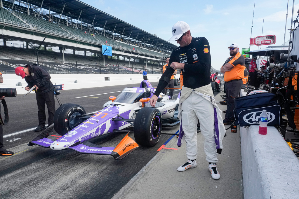 Ryan Hunter prepares to drive during practice for the Indianapolis 500 auto race at the Indianapolis Motor Speedway in Indianapolis, Sunday, May 17, 2026. (AP Photo/Michael Conroy)