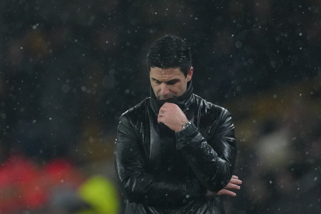 Arsenal's manager Mikel Arteta reacts during the Premier League soccer match between Wolverhampton Wanderers and Arsenal in Wolverhampton, England, Wednesday, Feb. 18, 2026. (AP Photo/Dave Shopland)