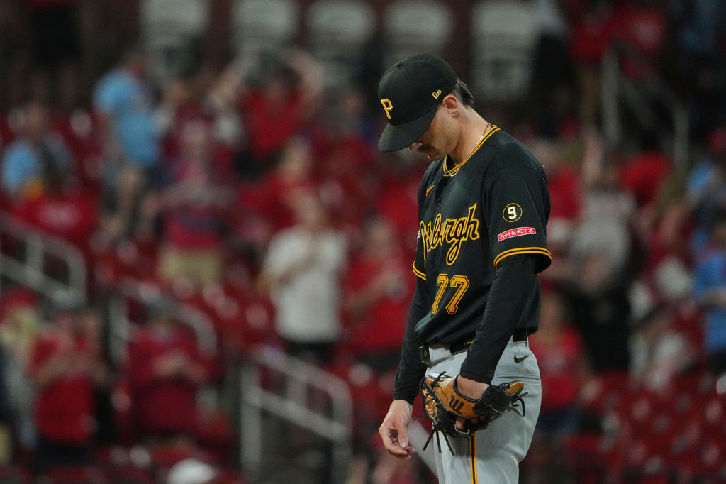 Pittsburgh Pirates pitcher Brandan Bidois pauses after giving up a solo home run to St. Louis Cardinals' Alec Burleson during the eighth inning of a baseball game Tuesday, May 19, 2026, in St. Louis. (AP Photo/Jeff Roberson)