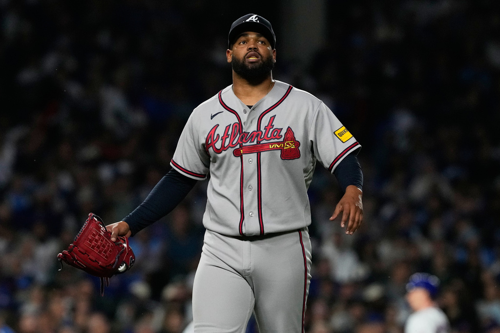 Braves right-hander Reynaldo López goes on injured list with shoulder  inflammation - Daily Independent