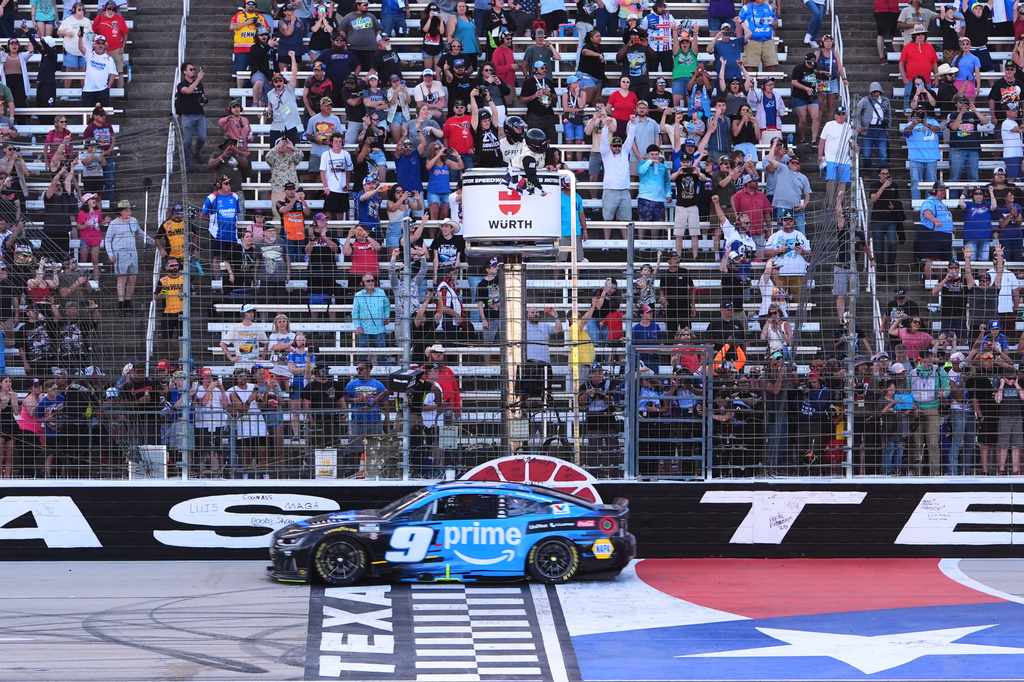 Chase Elliott wins a NASCAR Cup Series auto race in Fort Worth, Texas, Sunday, May 3, 2026. (AP Photo/LM Otero)