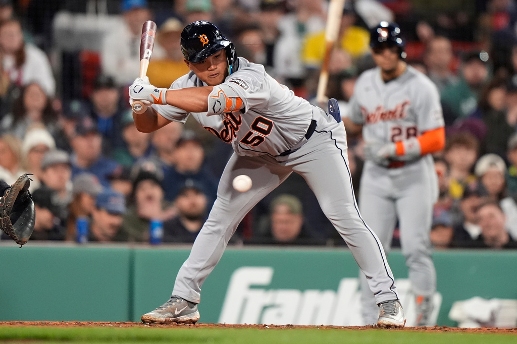 Detroit Tigers Hao-Yu Lee watches strike three cross the plate in the eighth inning of a baseball game against the Boston Red Sox Friday, April 17, 2026, in Boston. (AP Photo/Robert F. Bukaty)