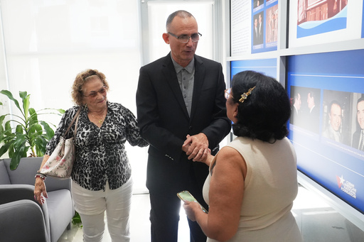 Cuban dissident Jose Daniel Ferrer greets supporters at the Cuban American National Foundation Wednesday, Oct. 22, 2025, in Miami. (AP Photo/Marta Lavandier) Cuban dissident Jose Daniel Ferrer greets supporters at the Cuban American National Foundation Wednesday, Oct. 22, 2025, in Miami. (AP Photo/Marta Lavandier)