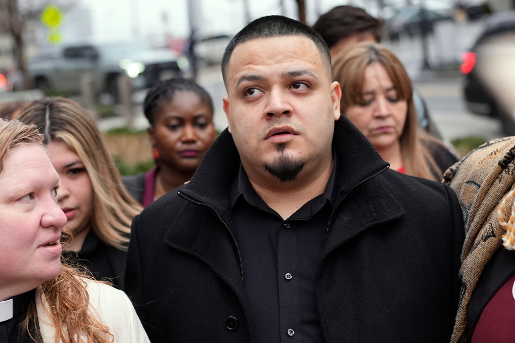 FILE - Kilmar Abrego Garcia, center, arrives at the federal courthouse Feb. 26, 2026, in Nashville, Tenn. (AP Photo/George Walker IV, File)
