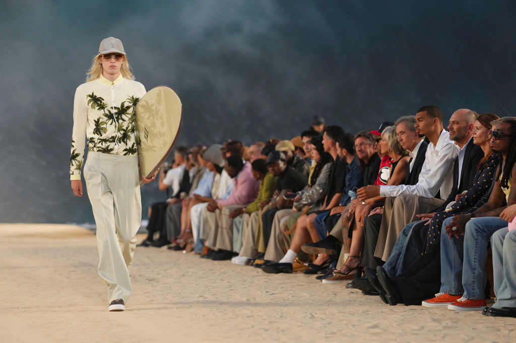 A model wears a creation as part of the Louis Vuitton men's Spring Summer 2027 collection presented in Paris, France, Tuesday, June 23, 2026. (AP Photo/Aurelien Morissard)