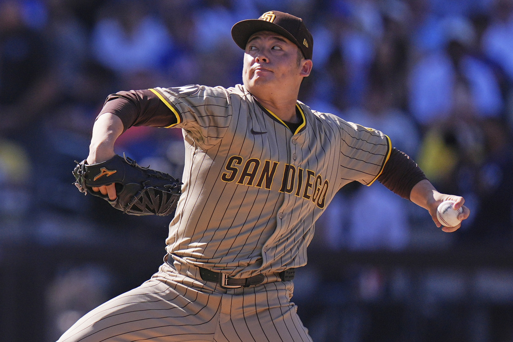 San Diego Padres pitcher Yuki Matsui throws during the sixth inning of a baseball game against the New York Mets, Thursday, Sept. 18, 2025, in New York. (AP Photo/Seth Wenig)
