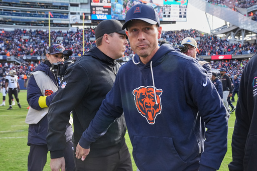 New Orleans Saints head coach Kellen Moore, left, greets Chicago Bears head coach Ben Johnson after an NFL football game, Sunday, Oct. 19, 2025, in Chicago. (AP Photo/Nam Huh) New Orleans Saints head coach Kellen Moore, left, greets Chicago Bears head coach Ben Johnson after an NFL football game, Sunday, Oct. 19, 2025, in Chicago. (AP Photo/Nam Huh)