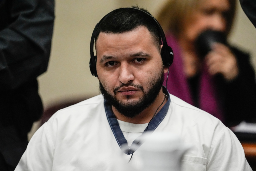 CORRECTS BYLINE TO MIKE, NOT MOKE - Jose Ibarra appears in a Athens-Clark County courtroom, Friday, Jan. 30, 2026, in Athens, Ga. A judge found Ibarra guilty of murder and other crimes in Laken Riley's 2024 murder. (AP Photo/Mike Stewart, Pool)