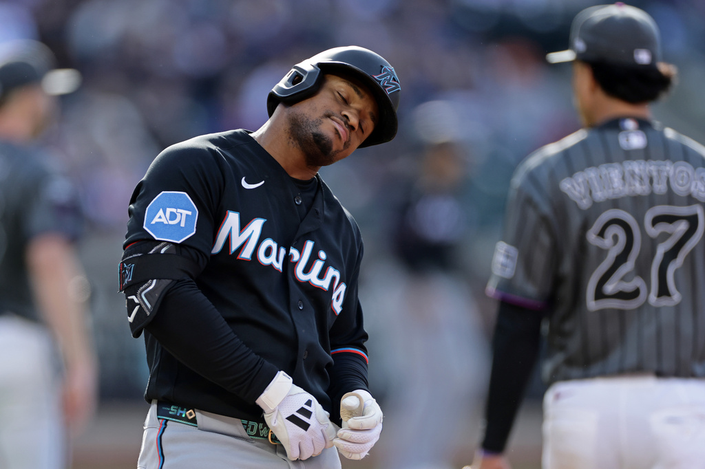 Miami Marlins' Xavier Edwards reacts after grounding out in the fifth inning of a baseball game against the New York Mets, Saturday, May 30, 2026, in New York. (AP Photo/Adam Hunger)