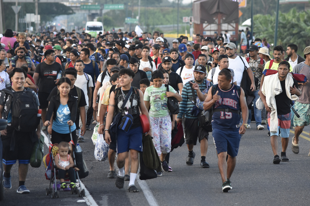 A group of 2,000 migrants advance through southern Mexico in hopes of ...